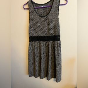 Maurice’s size large